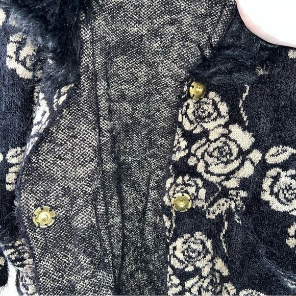 Black Rivet rose metallic print soft faux fur sweater cardigan jacket - Picture 6 of 12